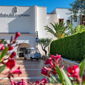 **** Hotel Baia Del Capitano Italie